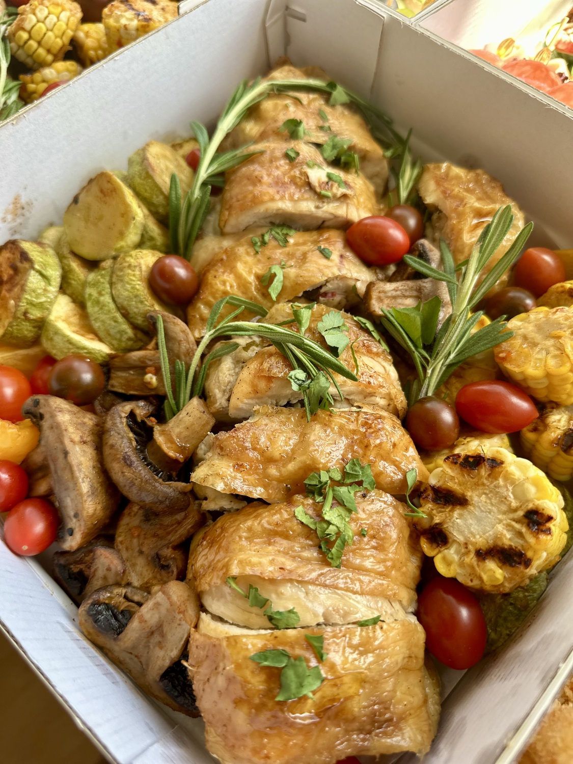 Мясной рулет с овощами гриль Мясной рулет с овощами гриль